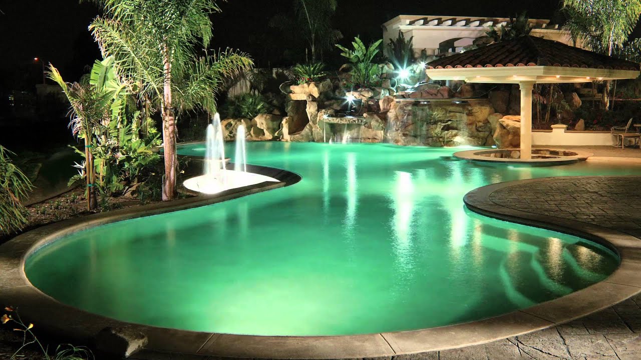 Pentair: IntelliBrite® 5g LED Color-Changing and White LED Pool Lights